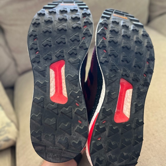 Adidas - Picture 8 of 8